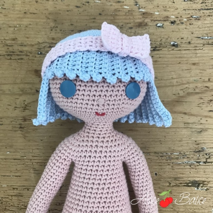 alice balice | poupée en crochet | doll | amigurumi | tutoriel | tutorial | clems | coupe au carré | débutantes